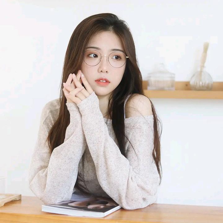 冰 糖 小 小 酥.