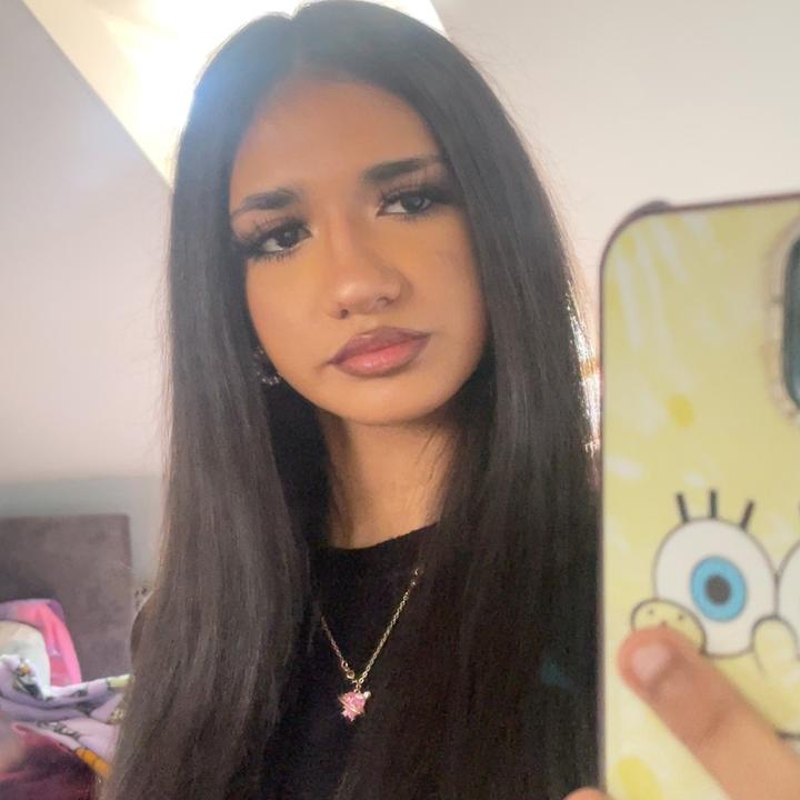 umaimahussainn
