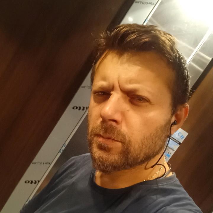 tony_799
