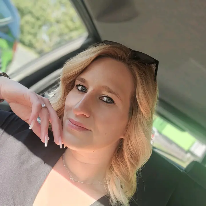 samanta_schmid