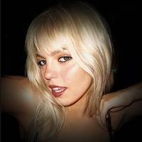 renee_eilishh