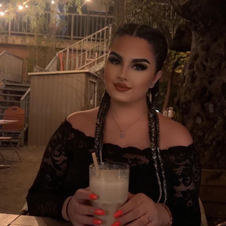 @aaynaz