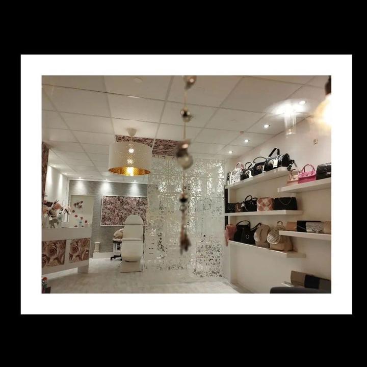 @annesbeautylounge