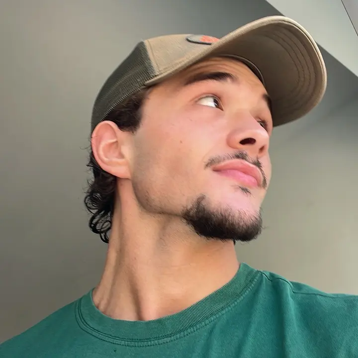 🦦🦦🦦 - ig sam.lslo