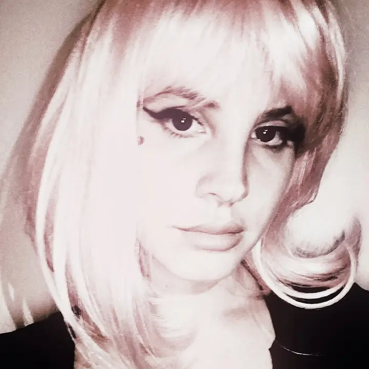 ༺★༻ - stargirl interlude