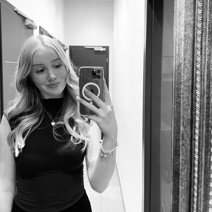 @charlotte.hrfst