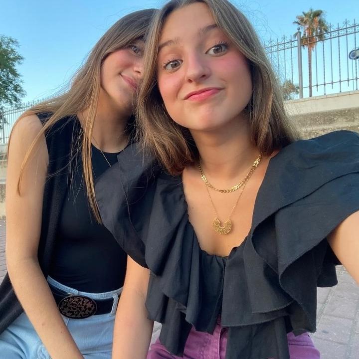 lolamiinguezz_
