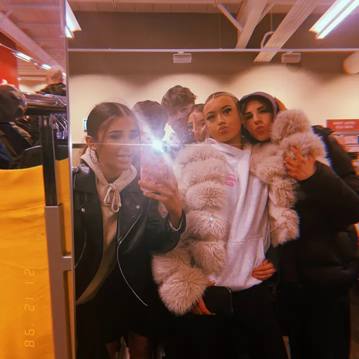 katienairn24