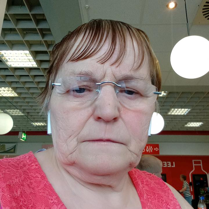 martina.weinert0