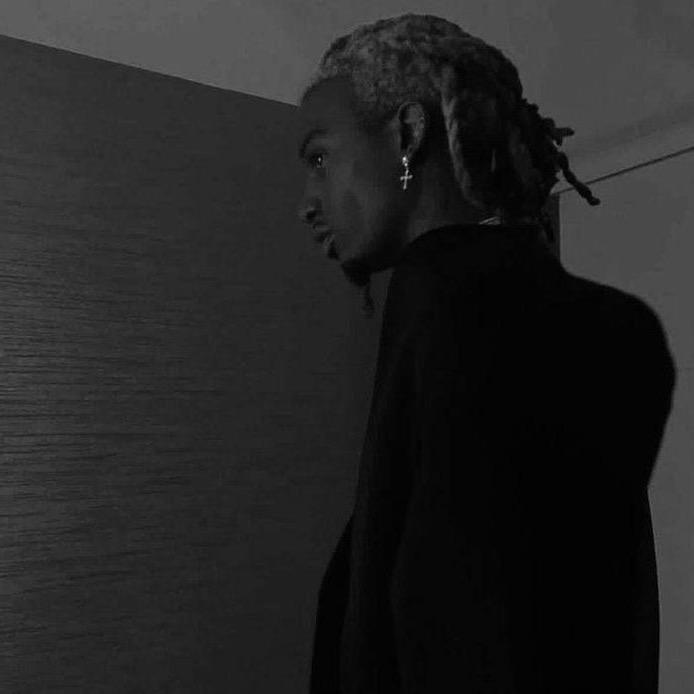 xri🧛🏼 - BACKR00MS