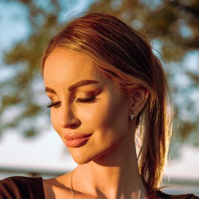 Alexa Anders (@alexa_onlyone) - Urlebird