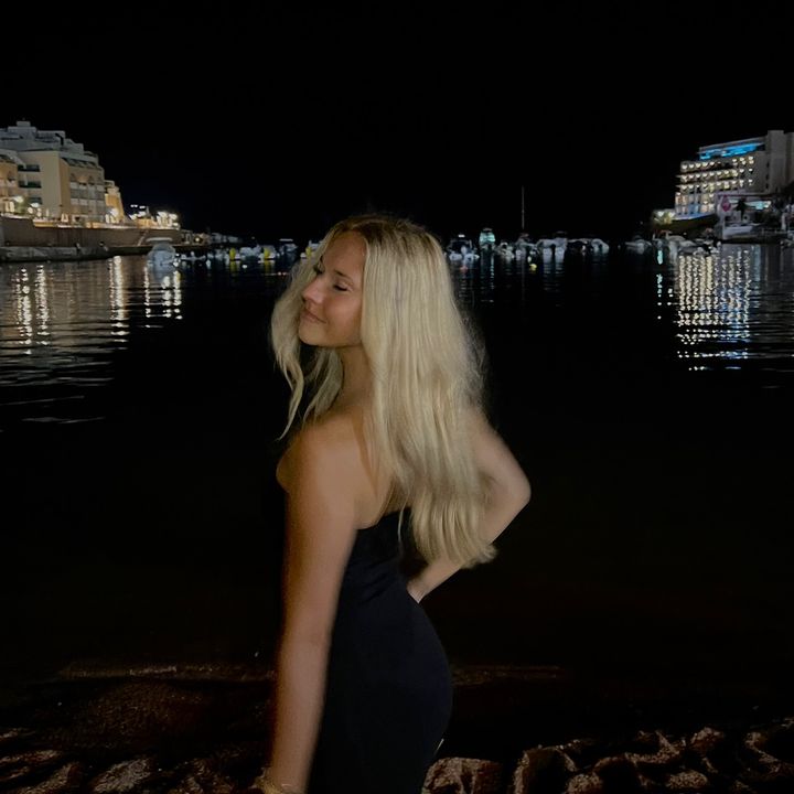 𝐼𝑙𝑜 - son original