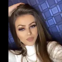 deliakamelia02