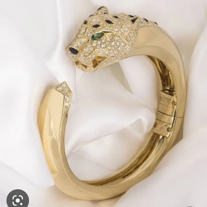 zoyajewellers096