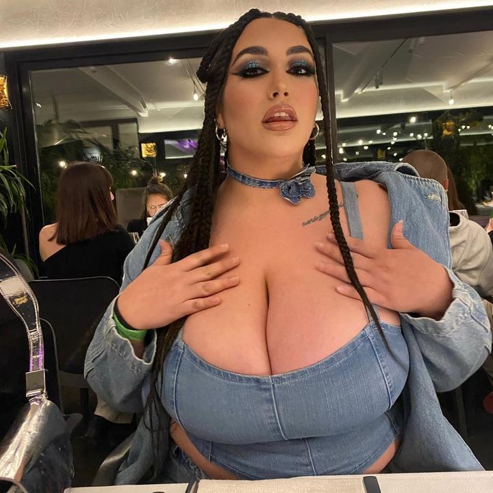 @ alessia . barbarossa .