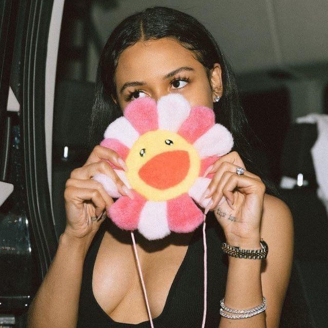 senia ❦ - bally