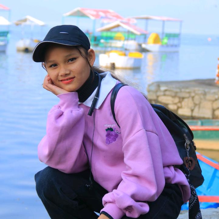 Ur_QueeN 💗🥀💫 - suara asli