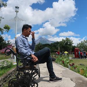 lukmanhakim3779