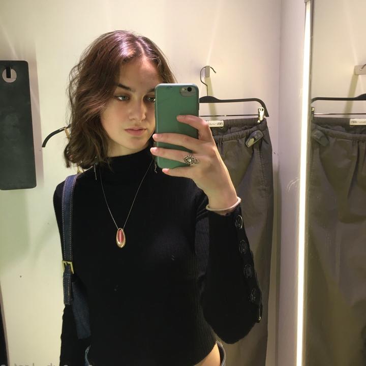 @isobelbeney