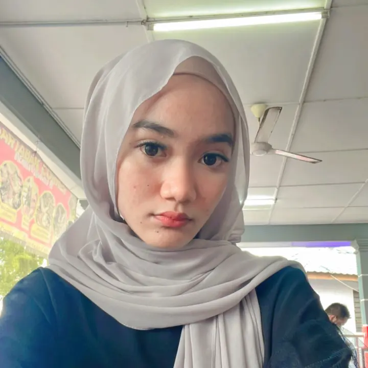 🐝 อติกา นาตาสยา - @atikahnatasyaa TikTok Analytics | Profile, videos ...