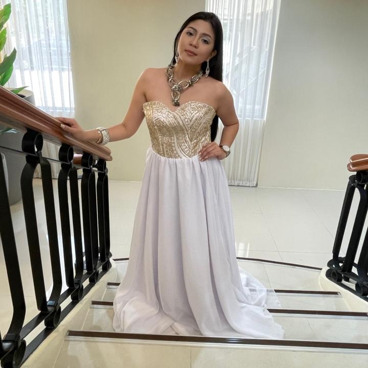 Steph 🌹 - suara asli